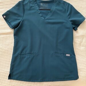 Figs Women's Caribbean Blue Short Sleeve Scrub top